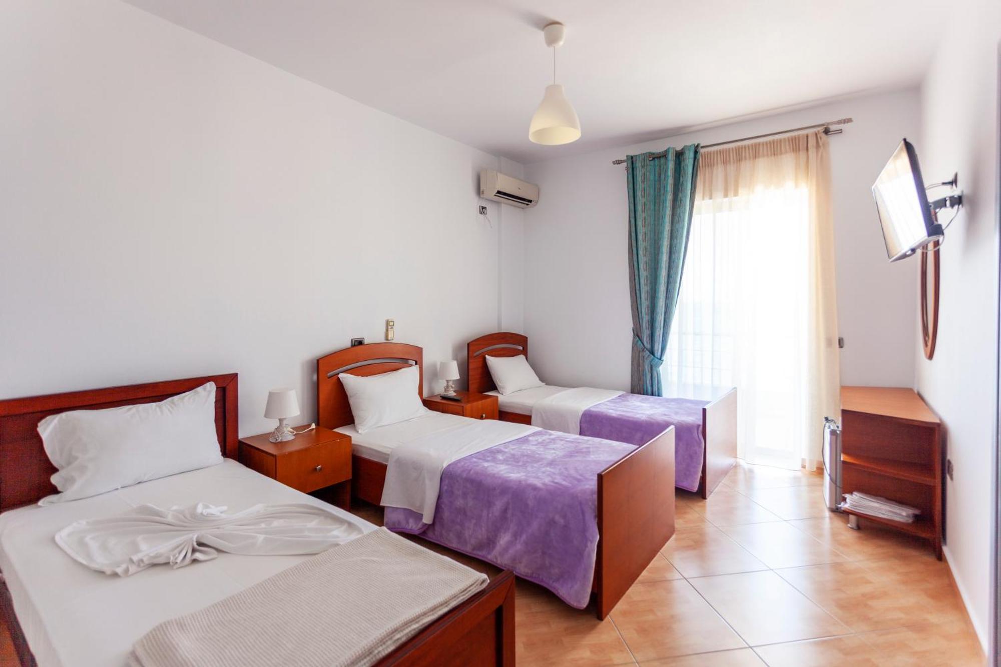 Dhima Hotel هيماري المظهر الخارجي الصورة
